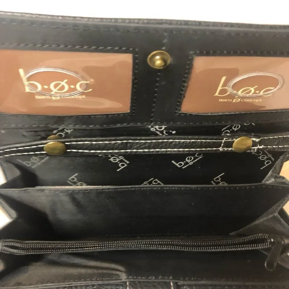 BOC Crossbody  - Picture 4 of 5